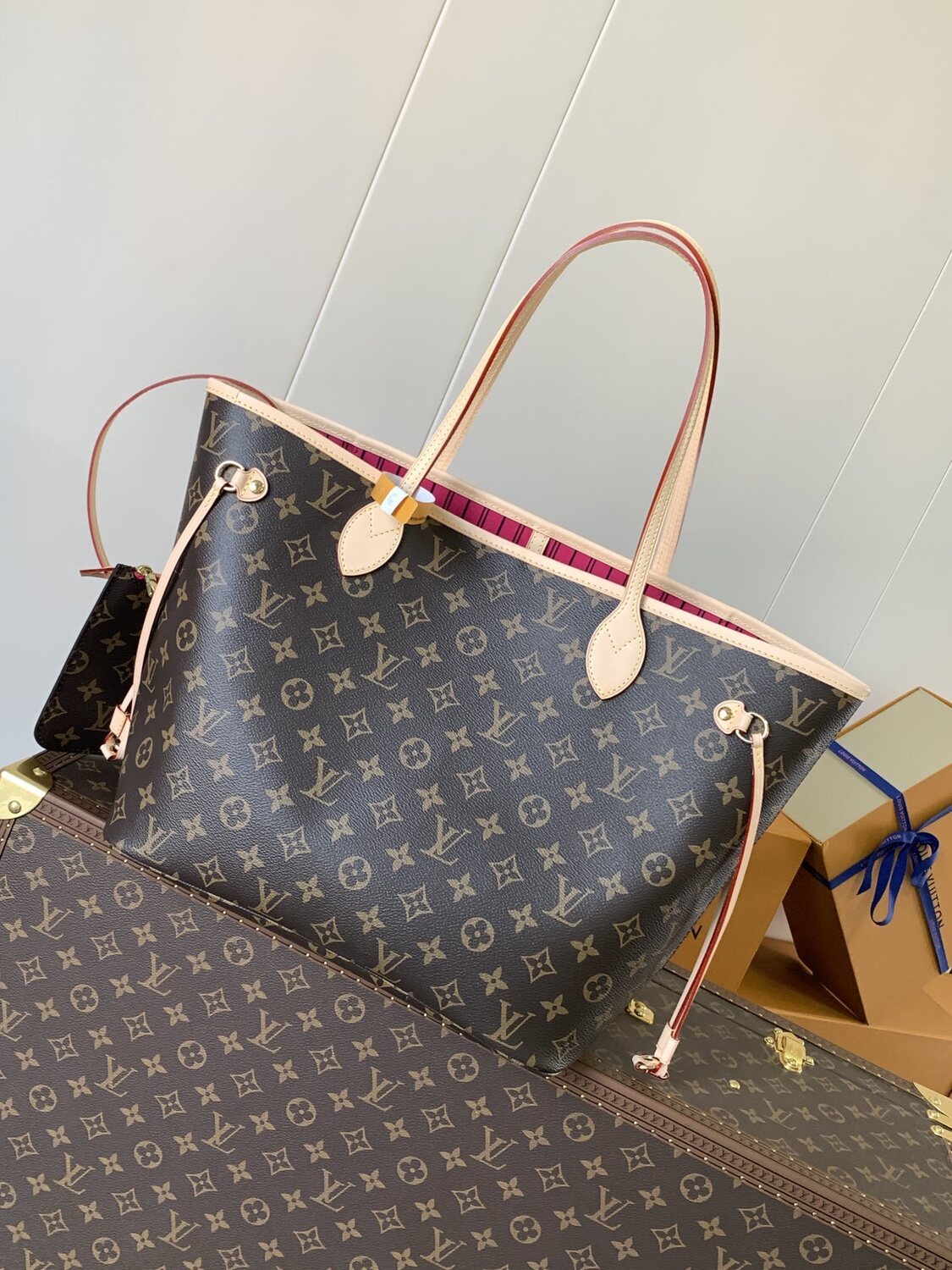 Louis Vuitton Neverfull MM Rose Pondichery