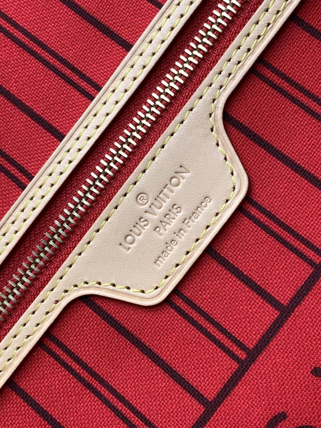 Louis Vuitton Neverfull MM Tote Bag Cherry