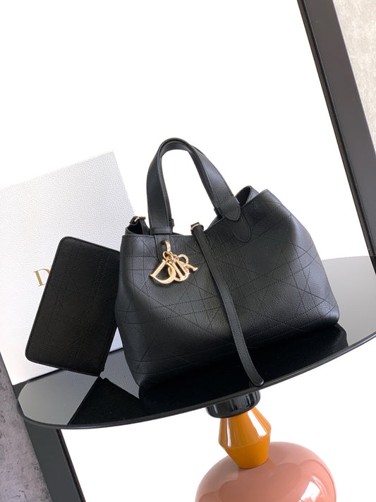 Medium Dior Toujours Bag